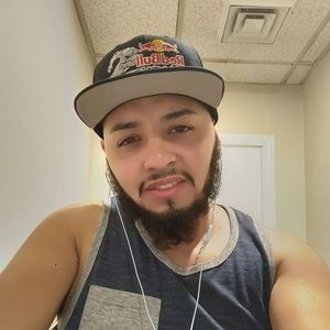 Meet your Posher, Cesar